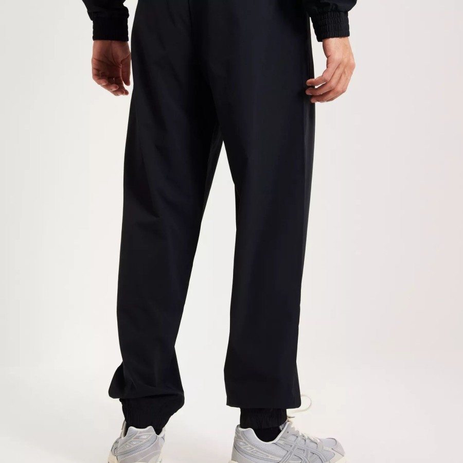 Toj Champion | Elastic Cuff Pants Black