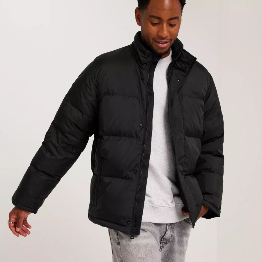 Toj Levi's | Laurel Short Puffer Jet Black