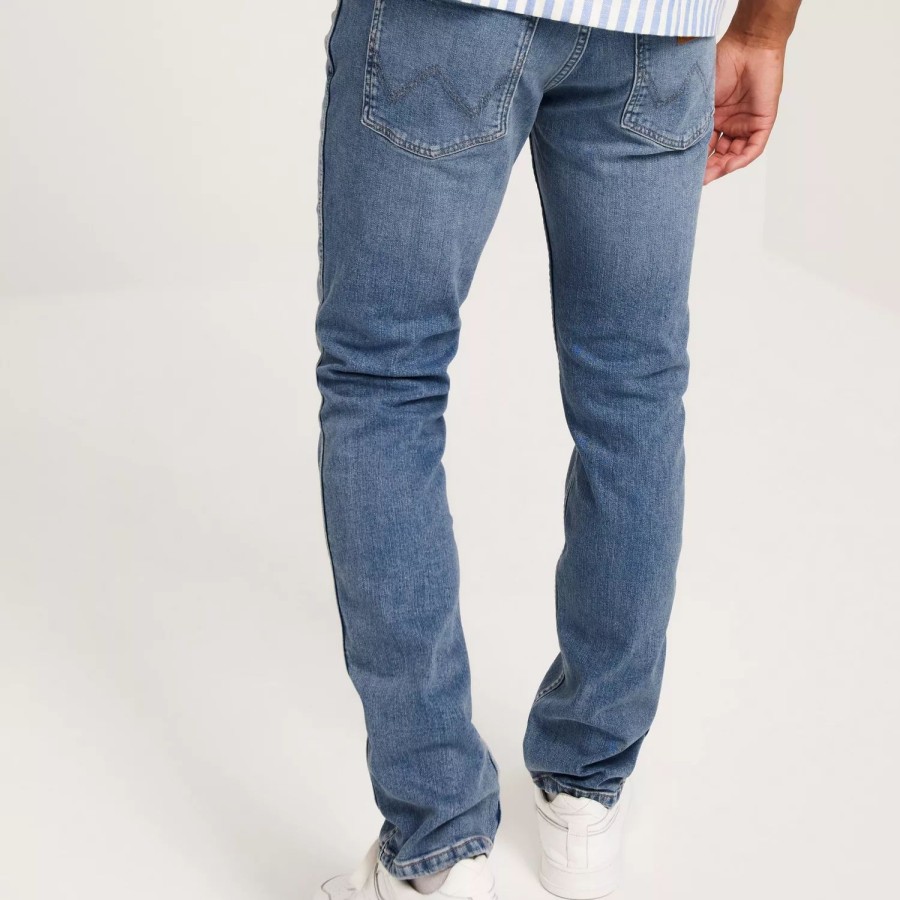 Toj Wrangler | Greensboro Blue