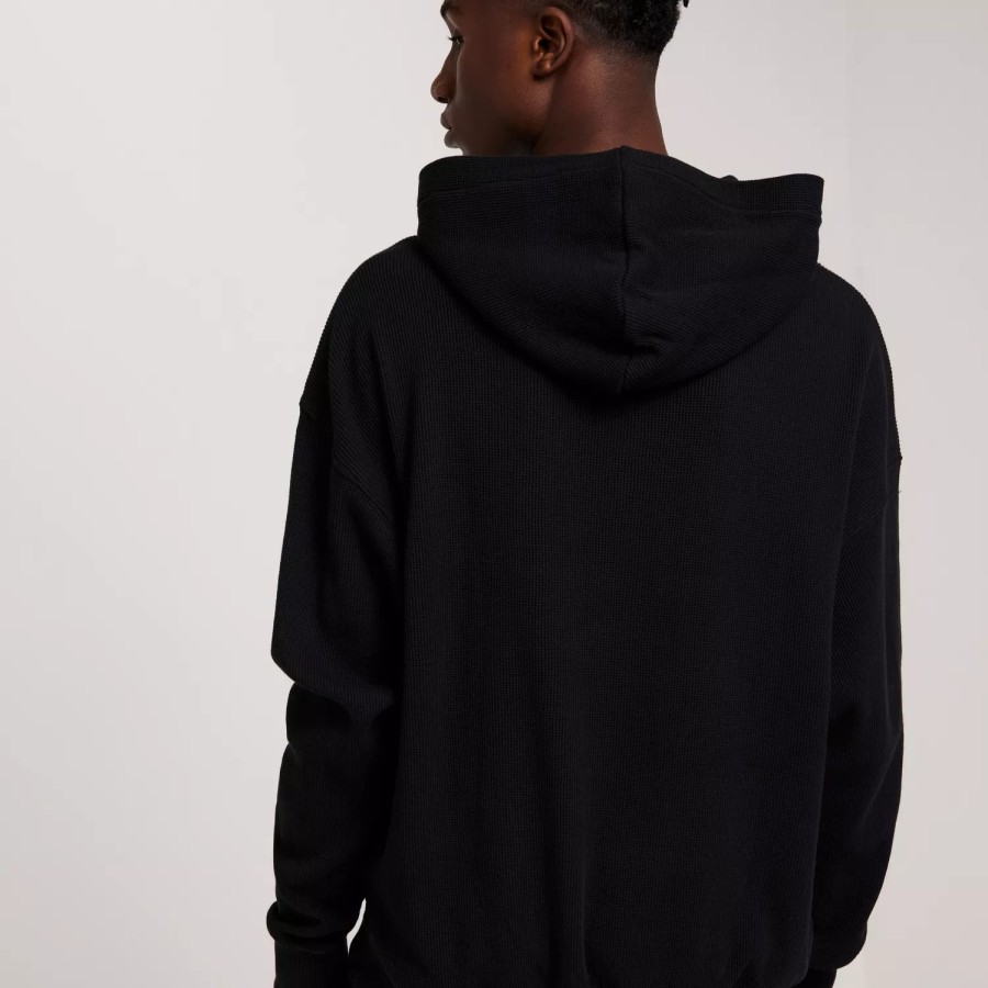 Toj Pegador | Quat Waffle Oversized Hoodie Black