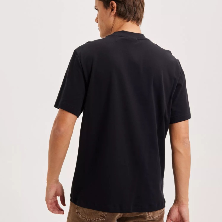 Toj J Lindeberg | Adan Patch Mock Neck Tee Black