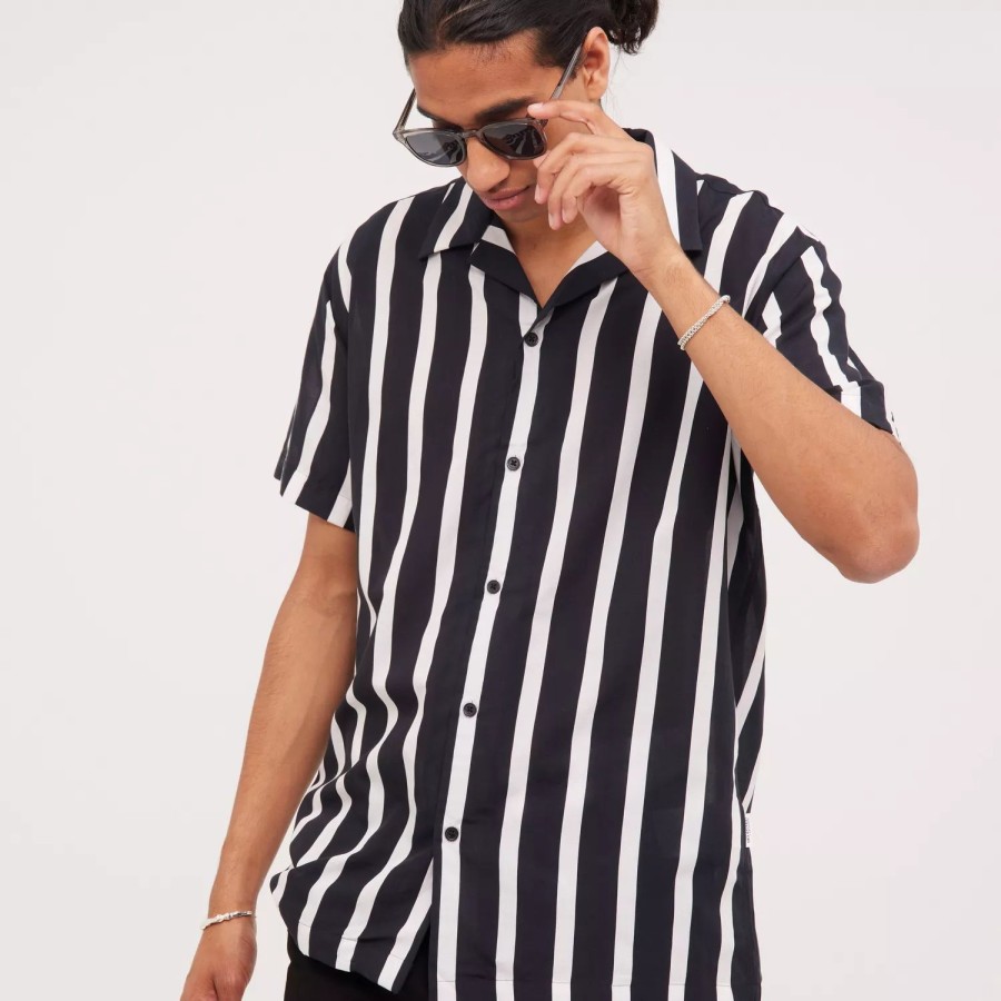 Toj Selected Homme | Slhreg-Air Shirt Ss Mix W Jet Black Stripes