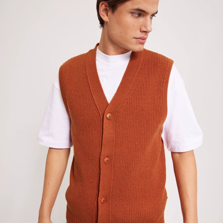 Toj Levi's | Rincon Button Down Vest Rooibo Neutral